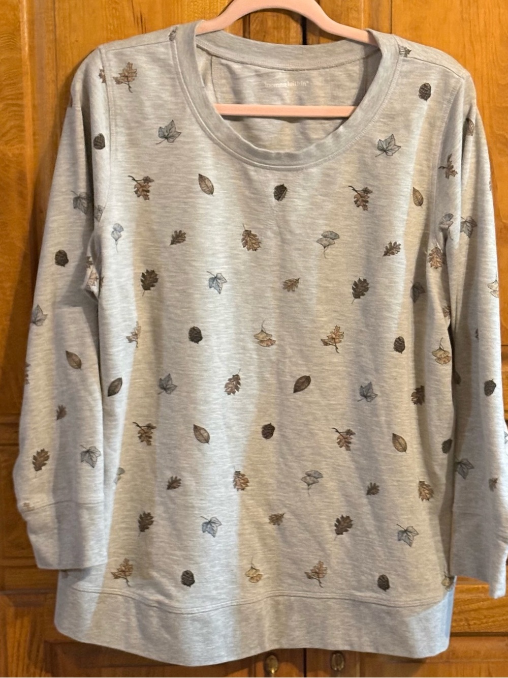 Woman Within Gray w/Autumn Leafs Sweatshirt L 18/20